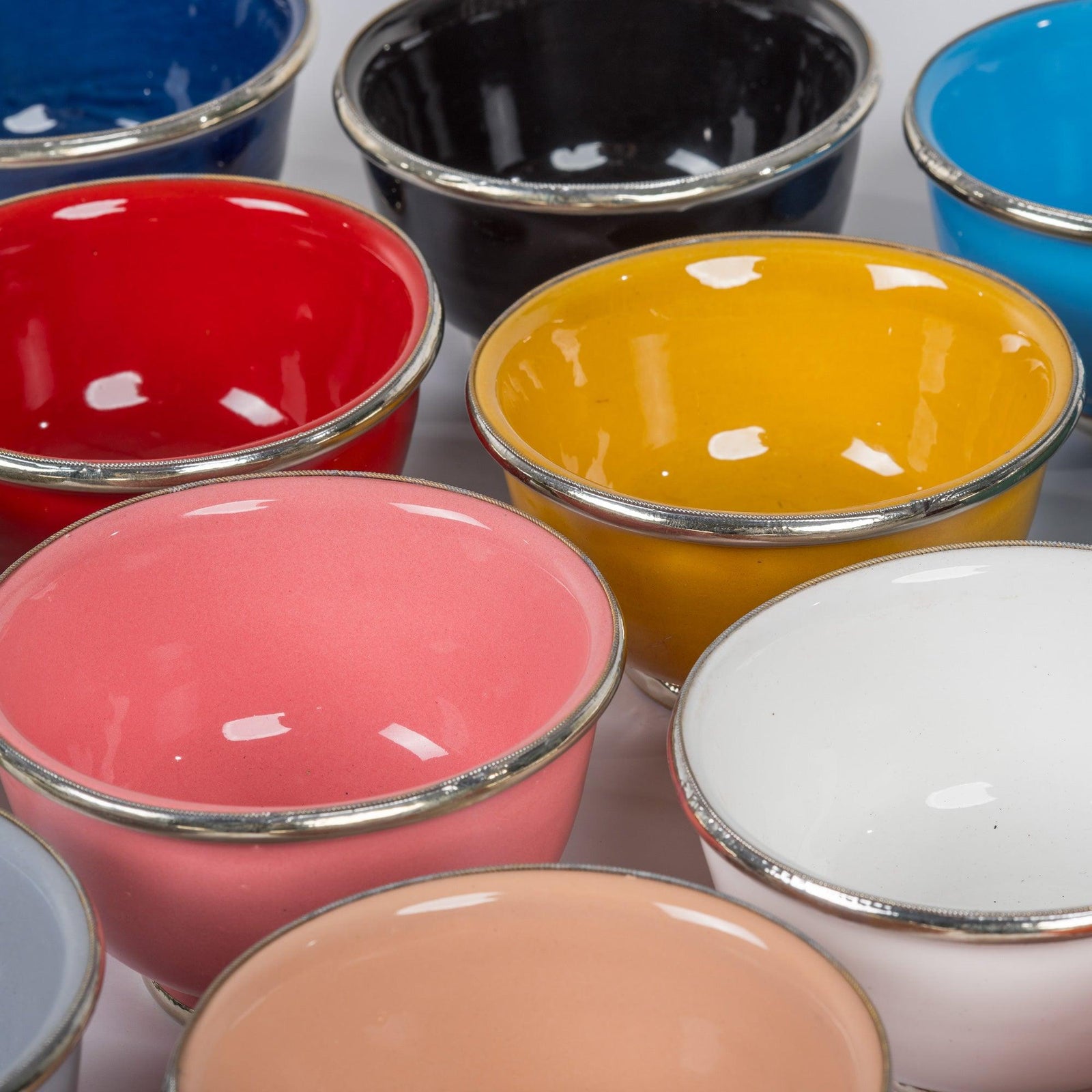 Bowls and tureens