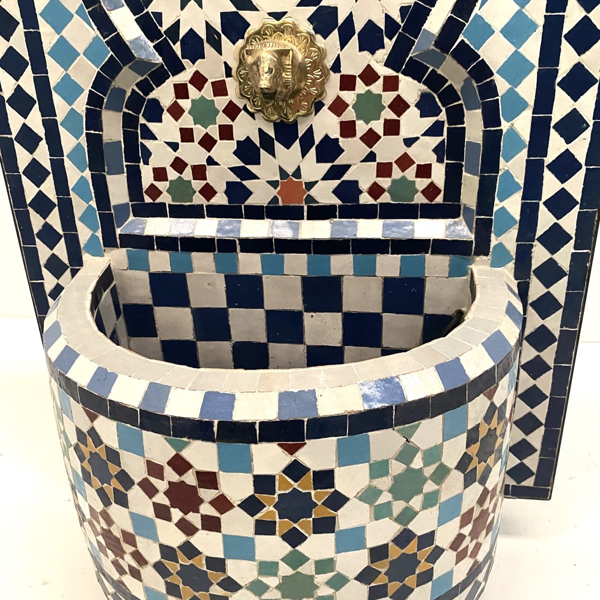 Multicolor Hand Carved Tile Arabic Fountain 90x50