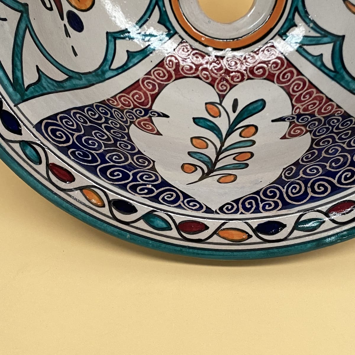 Arabic floral ceramic washbasin 35cm